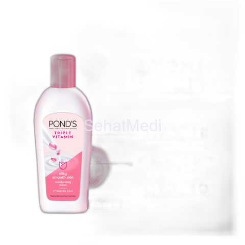 Pond's Triple Vitamin Moisturizing Lotion, Silky Smooth Skin, 100ml